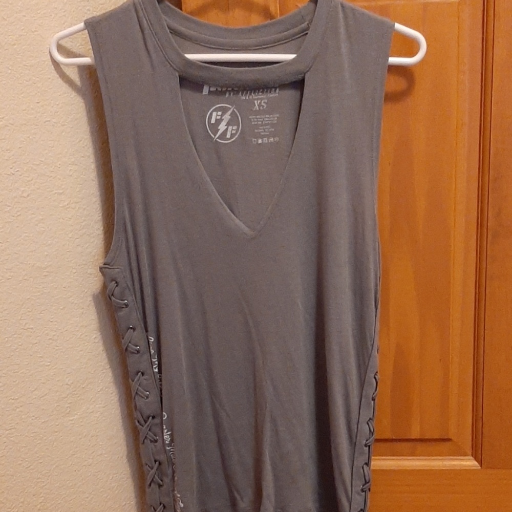 Affliction sleeveless